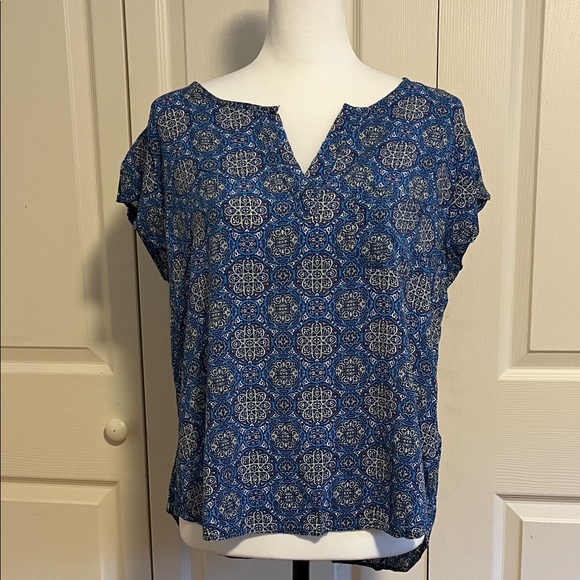 Willi Smith Tops - Willi Smith, size XL, Blue Celestial Patterned short sleeved Women's Top